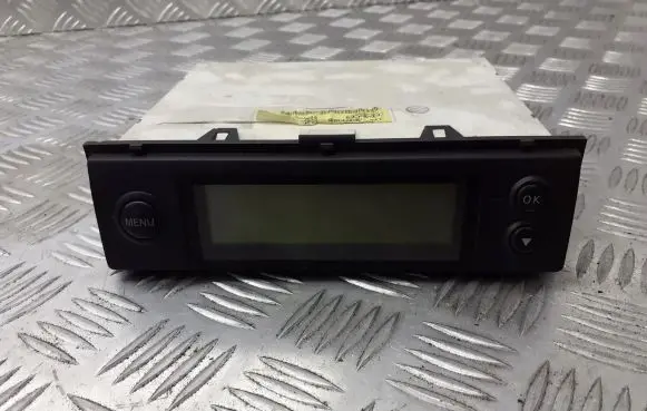Nissan Micra Radio/CD/DVD/GPS head unit 7643349318