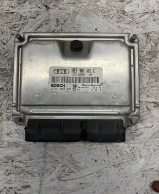 Audi A6 S6 C5 4B Engine control unit/module 8E0907401C 28SA5210 0281010493