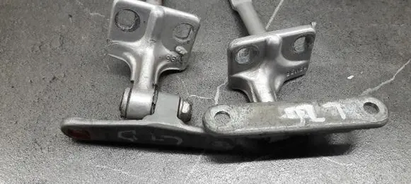 Mercedes-Benz E W210 Rear door hinge set 