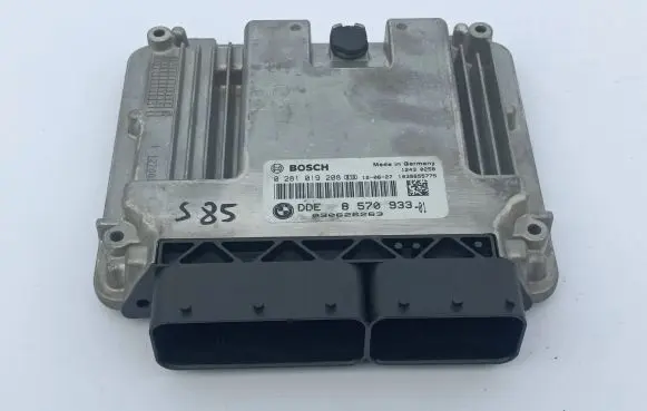 BMW 1 F20 F21 Engine control unit/module 8570933 0281019208 030626263