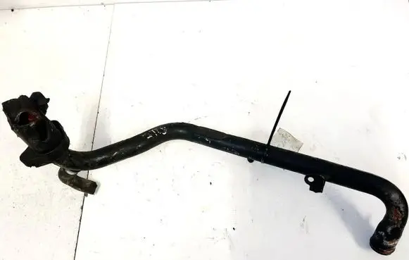 Audi A6 S6 C4 4A Engine coolant pipe/hose 058121133b
