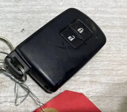 Toyota Yaris Ignition key/card mr6302