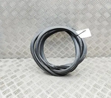 Audi A3 8Y Rubber seal rear door 8Y5833721B