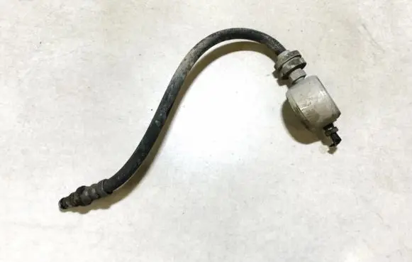 Volvo V70 Brake power pressure regulator 