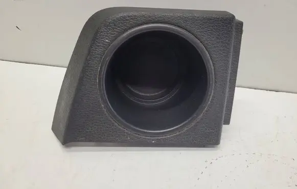 Volvo XC90 Cup holder 
