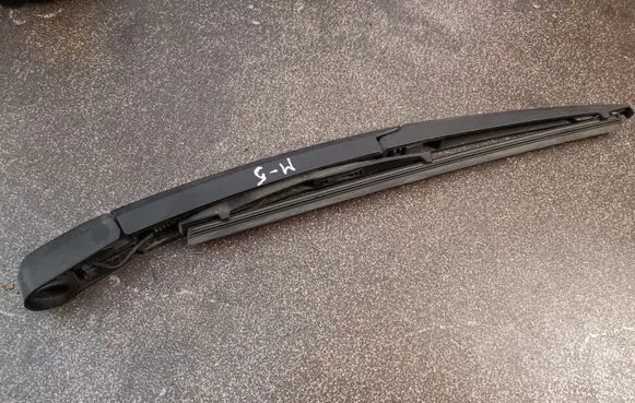 Mazda 5 Rear wiper blade arm 060120
