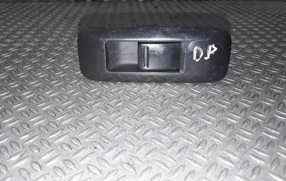 Nissan Primera Electric window control switch 25411AV600