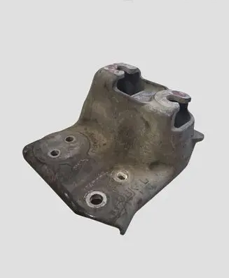 Subaru Outback Engine mounting bracket