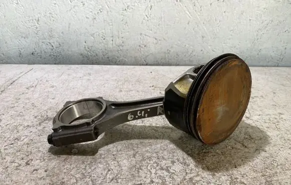 Piston with connecting rod