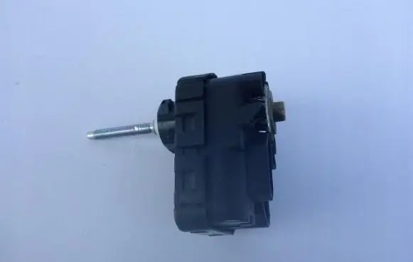 Nissan 370Z Headlight level adjustment motor 