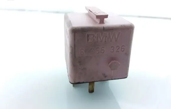 BMW 5 E34 Other relay 8365326
