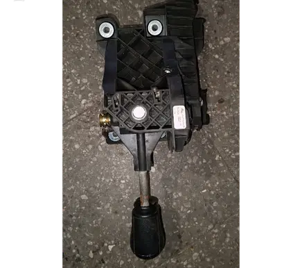 Gear shifter/selector