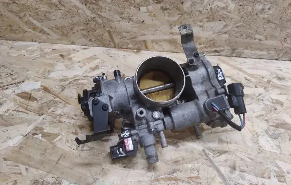 Jaguar XK8 - XKR Throttle valve LNE1501AA XW939E926AE