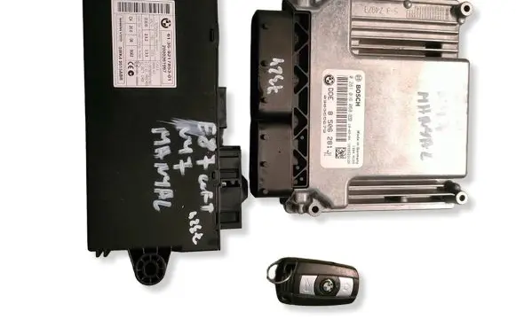 BMW 1 E81 E87 Engine control unit/module 8506281
