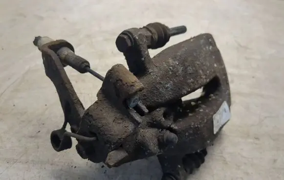 Rear brake caliper