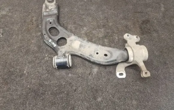 BMW 2 F46 Front lower control arm/wishbone 6871302 6874342