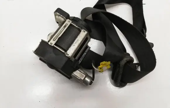 Alfa Romeo 147 Front seatbelt