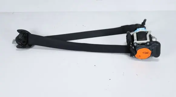Mercedes-Benz CLA C117 X117 W117 Front seatbelt A1768602285