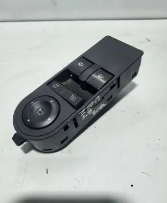 Opel Zafira B Electric window control switch 13228706
