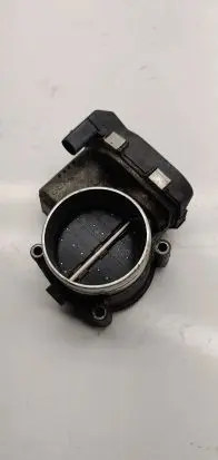 Volkswagen PASSAT CC Throttle valve 03h133062