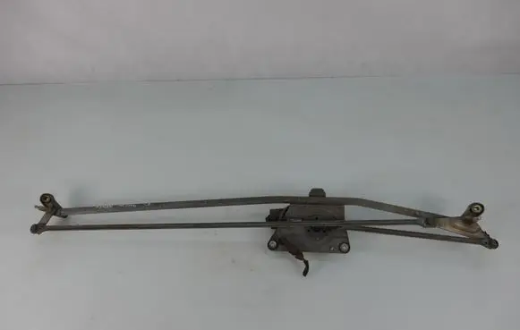 Citroen Xsara Picasso Front wiper linkage and motor