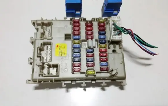 Nissan Almera N16 Fuse box set 243505m310