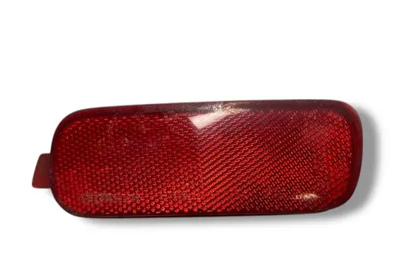 Honda CR-V Rear tail light reflector 23772500 P2132R