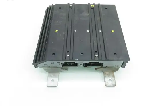 Mitsubishi Outlander Sound amplifier 8701A230