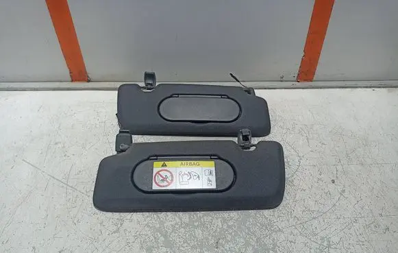 Mini Cooper Countryman F60 Sun visor