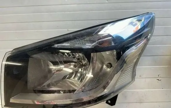 Renault Trafic III (X82) Headlight/headlamp