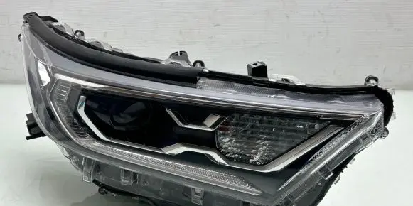 Toyota RAV 4 (XA50) Headlight/headlamp 02A011 35089
