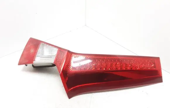 Volvo V70 Tailgate rear/tail lights 30678546