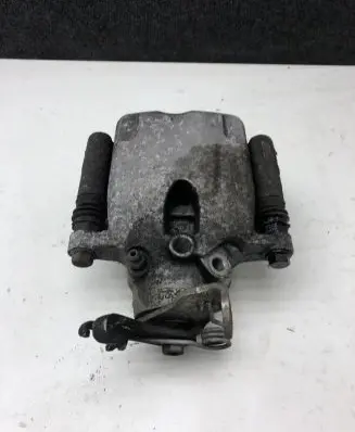 Opel Insignia A Rear brake caliper