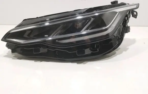 Volkswagen Golf VIII Headlight/headlamp 5H1941005A