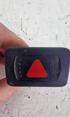 Volkswagen Golf IV Hazard light switch 1J0953235C