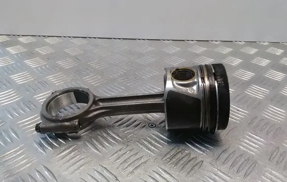 Audi A4 S4 B8 8K Piston with connecting rod