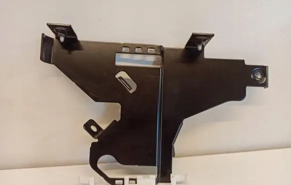 Seat Leon (5F) Engine control unit holder 5Q0906214J