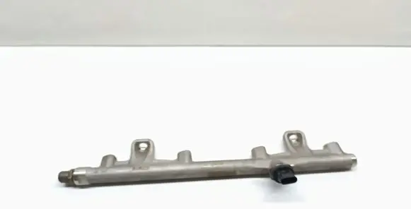 Audi A4 S4 B9 8W Fuel main line pipe 06N133317A