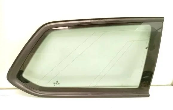 Volkswagen PASSAT B8 Rear side window 3G9845298 43R00082