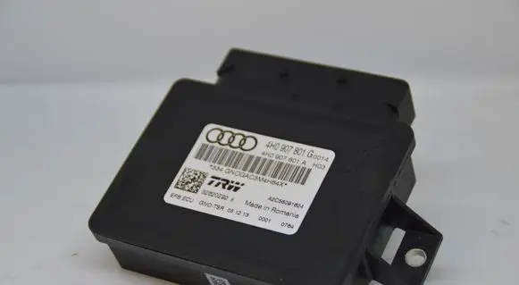 Audi A6 C7 Hand brake control module 4H0907801G 4H0907801A