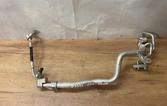 BMW 5 G30 G31 G38 Air conditioning (A/C) pipe/hose 9473885