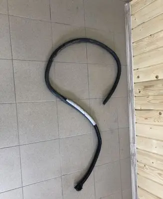 Volkswagen New Beetle Front door rubber seal 1Y0867338E