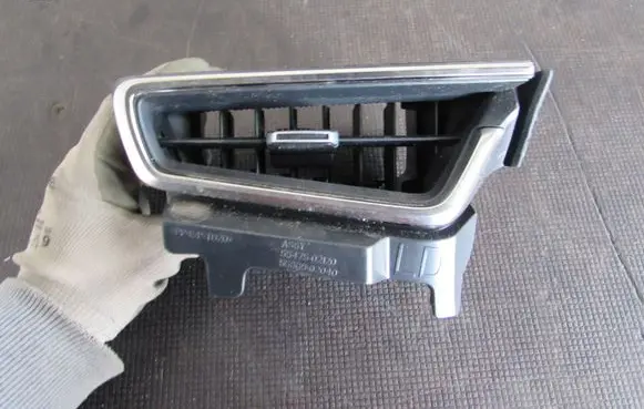 Toyota Corolla E210 E21 Dashboard air vent grill cover trim 5565002840