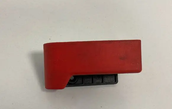 Engine bonnet (hood) release handle