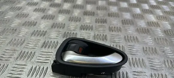Toyota Avensis T270 Front door interior handle 6920605051
