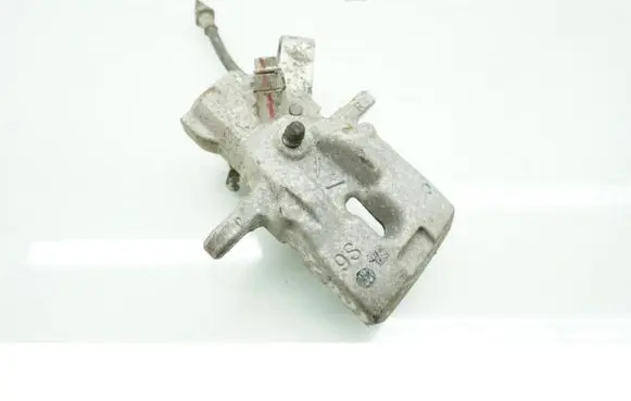 Suzuki SX4 S-Cross Rear brake caliper SUZUKIS-CROSS