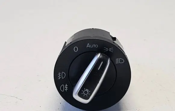 Volkswagen PASSAT B7 Light switch 3C8941431A 2902