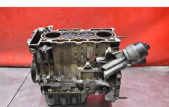 Peugeot 207 CC Engine block MBGU30