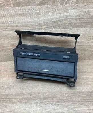 Car ashtray
