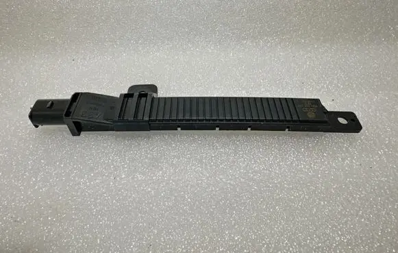 Audi A8 S8 D2 4D Tire pressure sensor 4D0907277